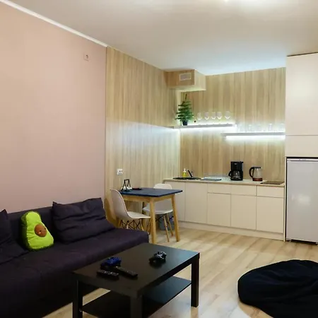 Bright, Contemporary Style Apartament *